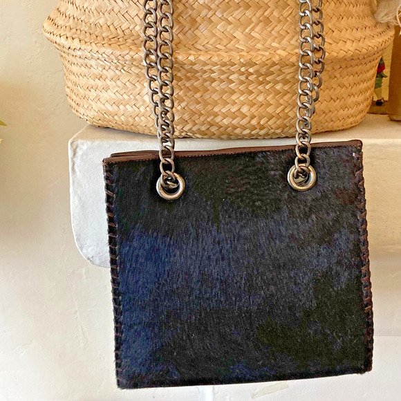 Brown Pony Hair, Chain Bag Designer Principessa, Adriana wore in Sopranos S5Ep12 - Picture 15 of 16